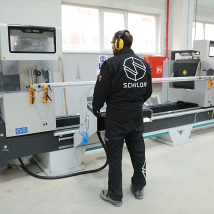 schildr.com1701871915_d41a8eeccbe6bca6834d